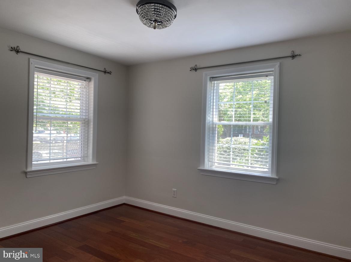 FAYETTE COURT - Residential Lease