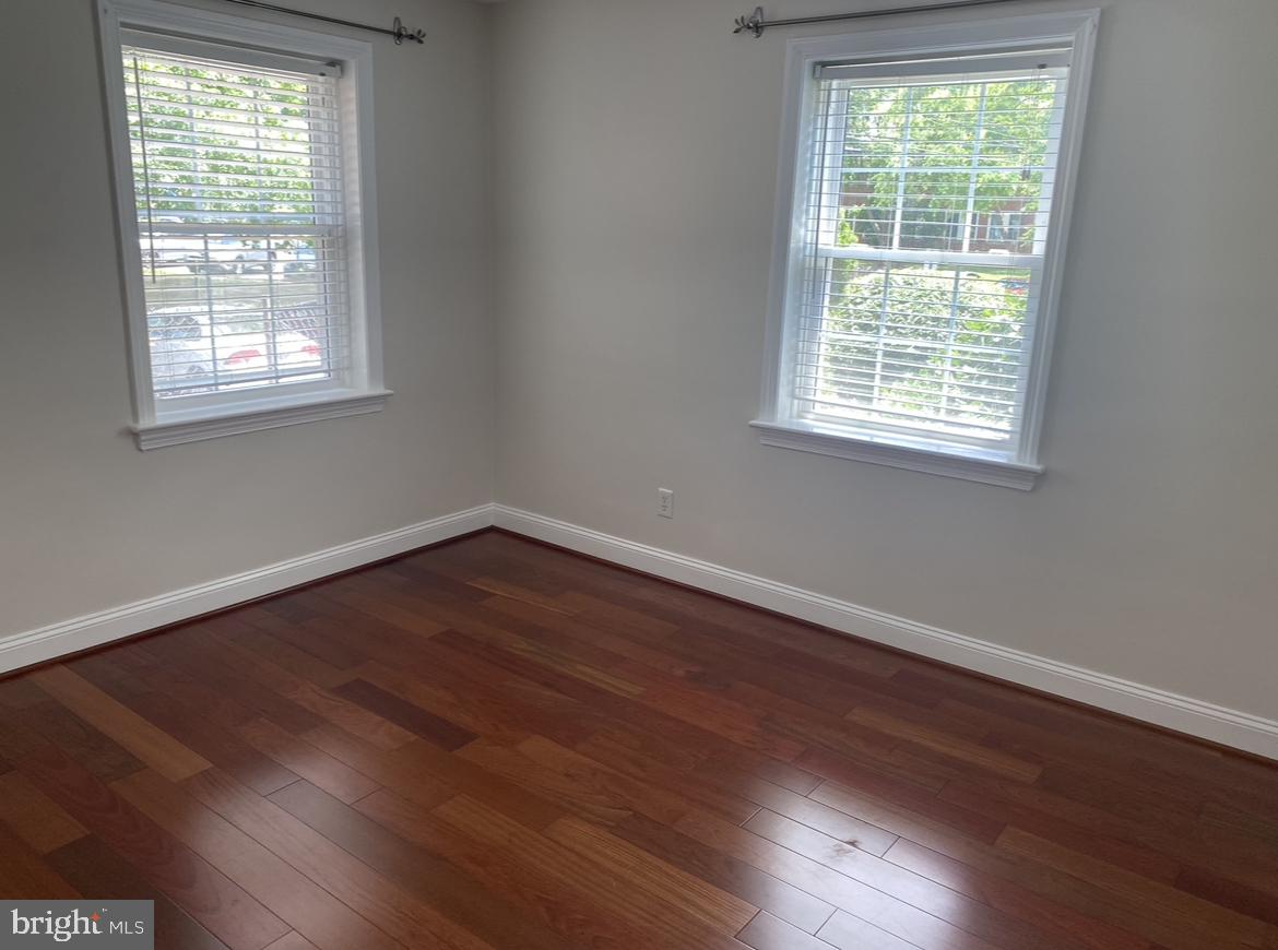 FAYETTE COURT - Residential Lease