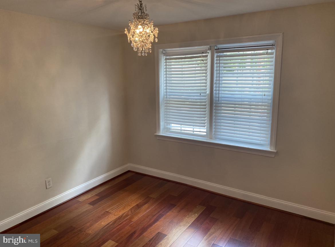 FAYETTE COURT - Residential Lease