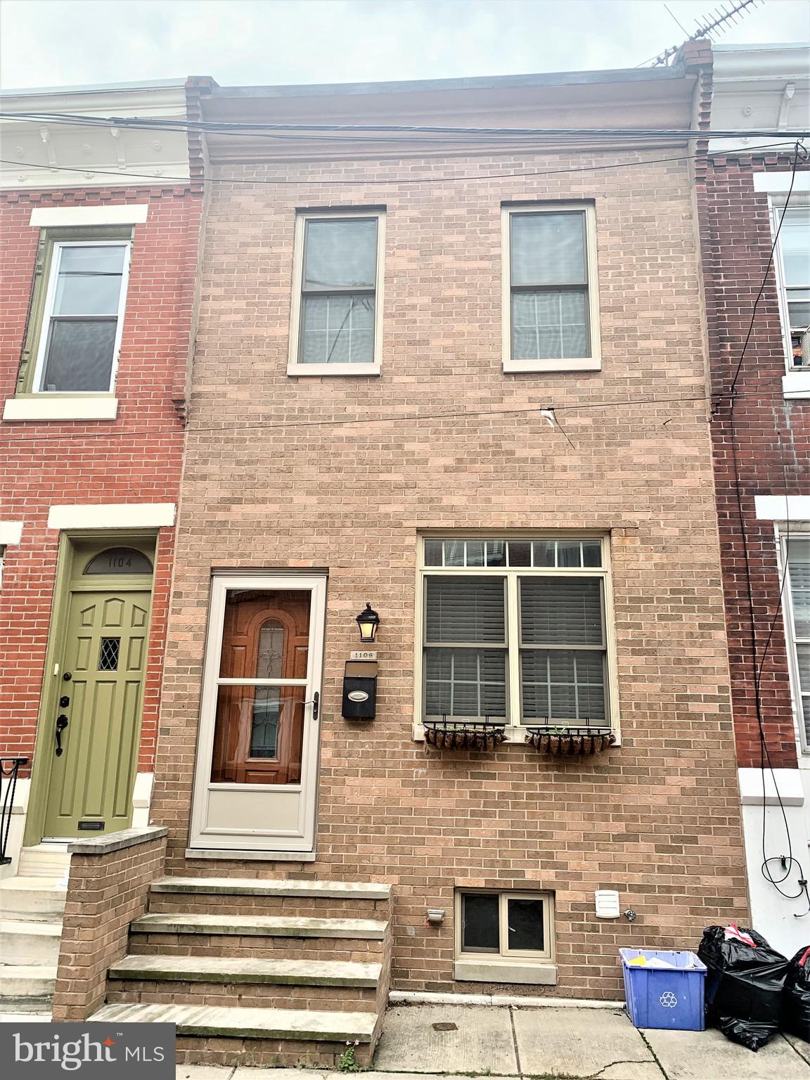 LOWER MOYAMENSING - Residential Lease