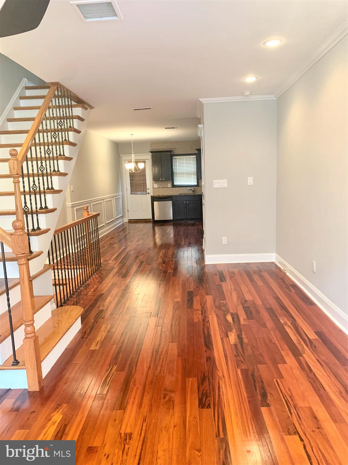 LOWER MOYAMENSING - Residential Lease