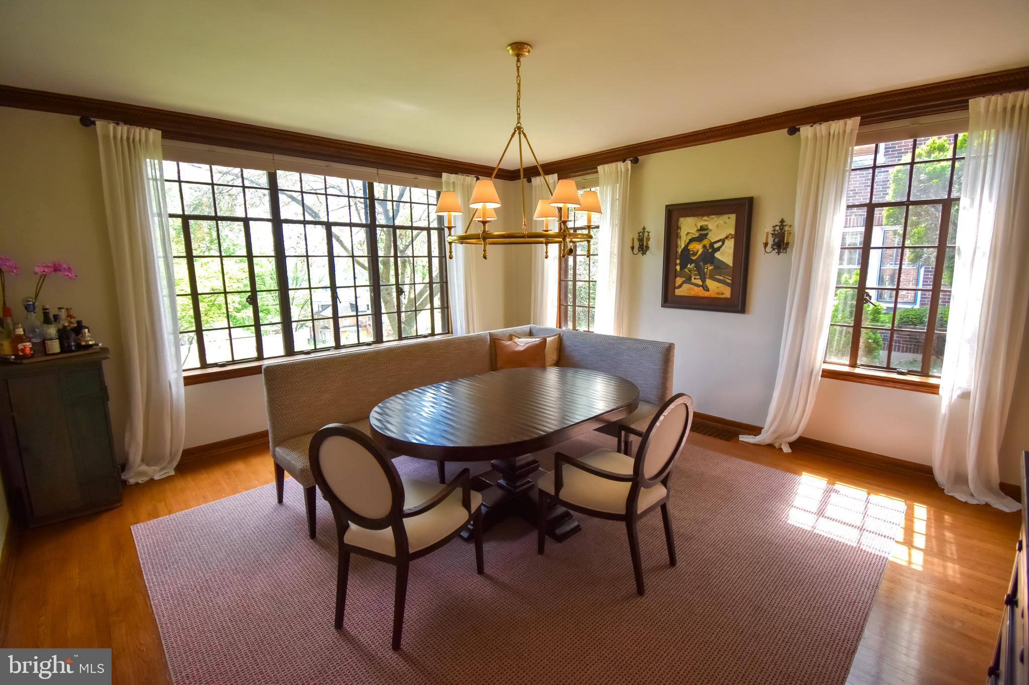 COLLEGE HILL - Residential