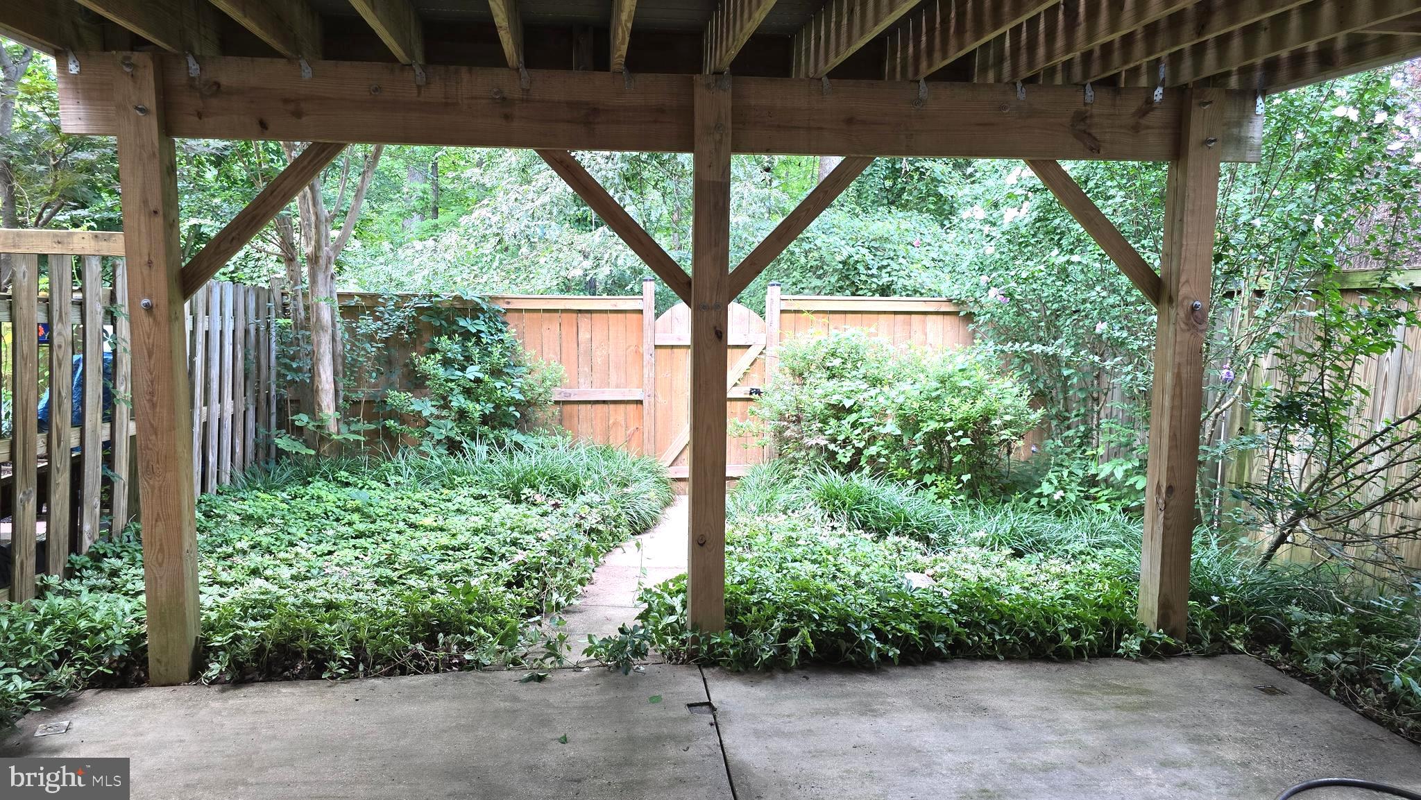 CARDINAL GLEN - Residential Lease