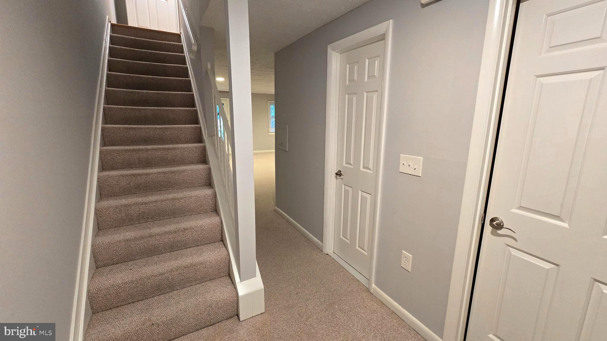 CARDINAL GLEN - Residential Lease