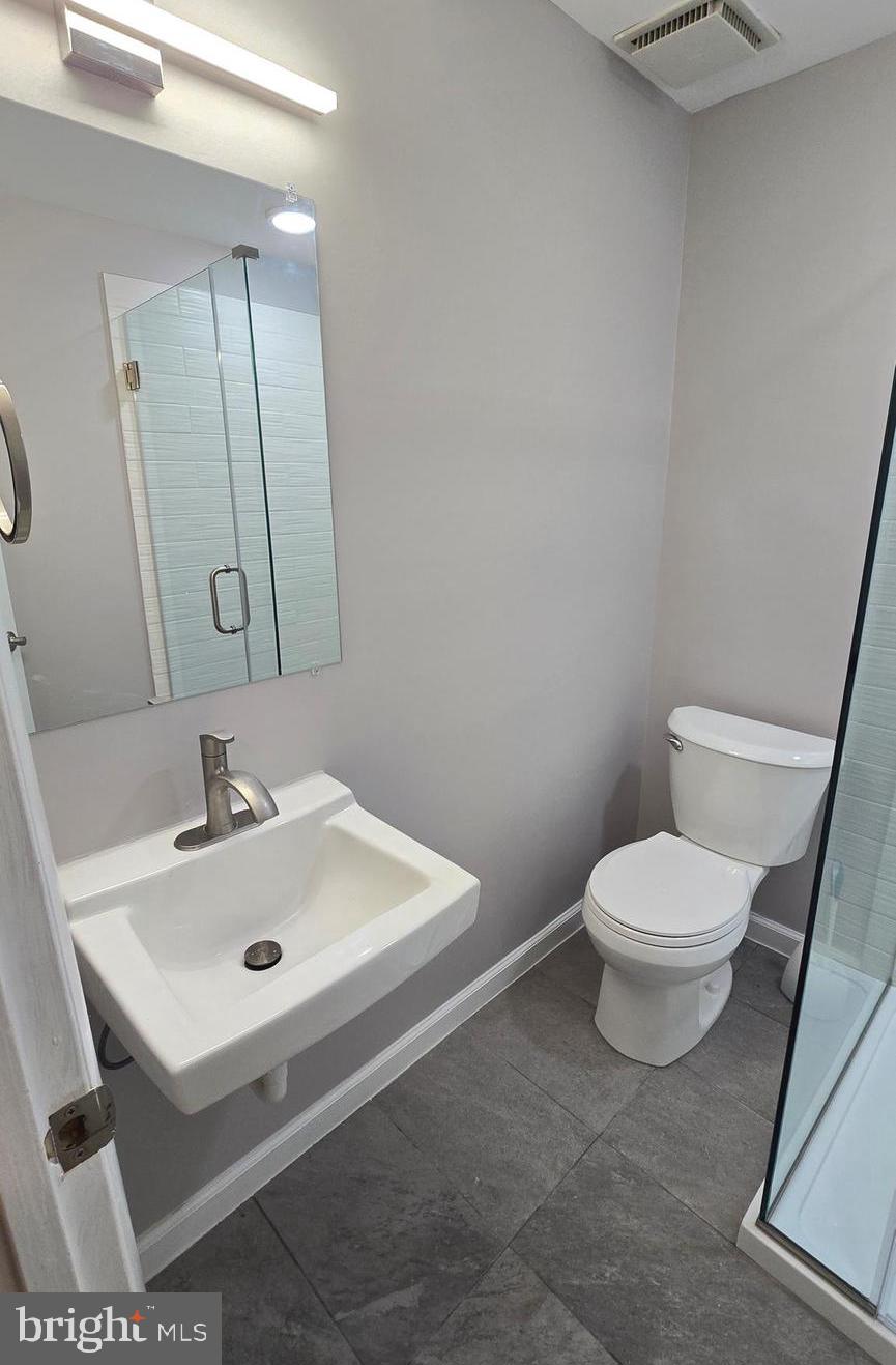 CARDINAL GLEN - Residential Lease