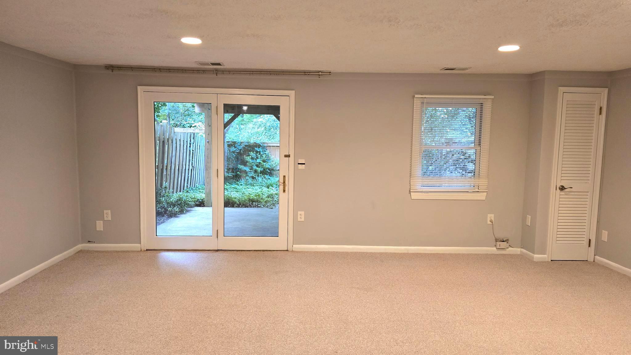 CARDINAL GLEN - Residential Lease