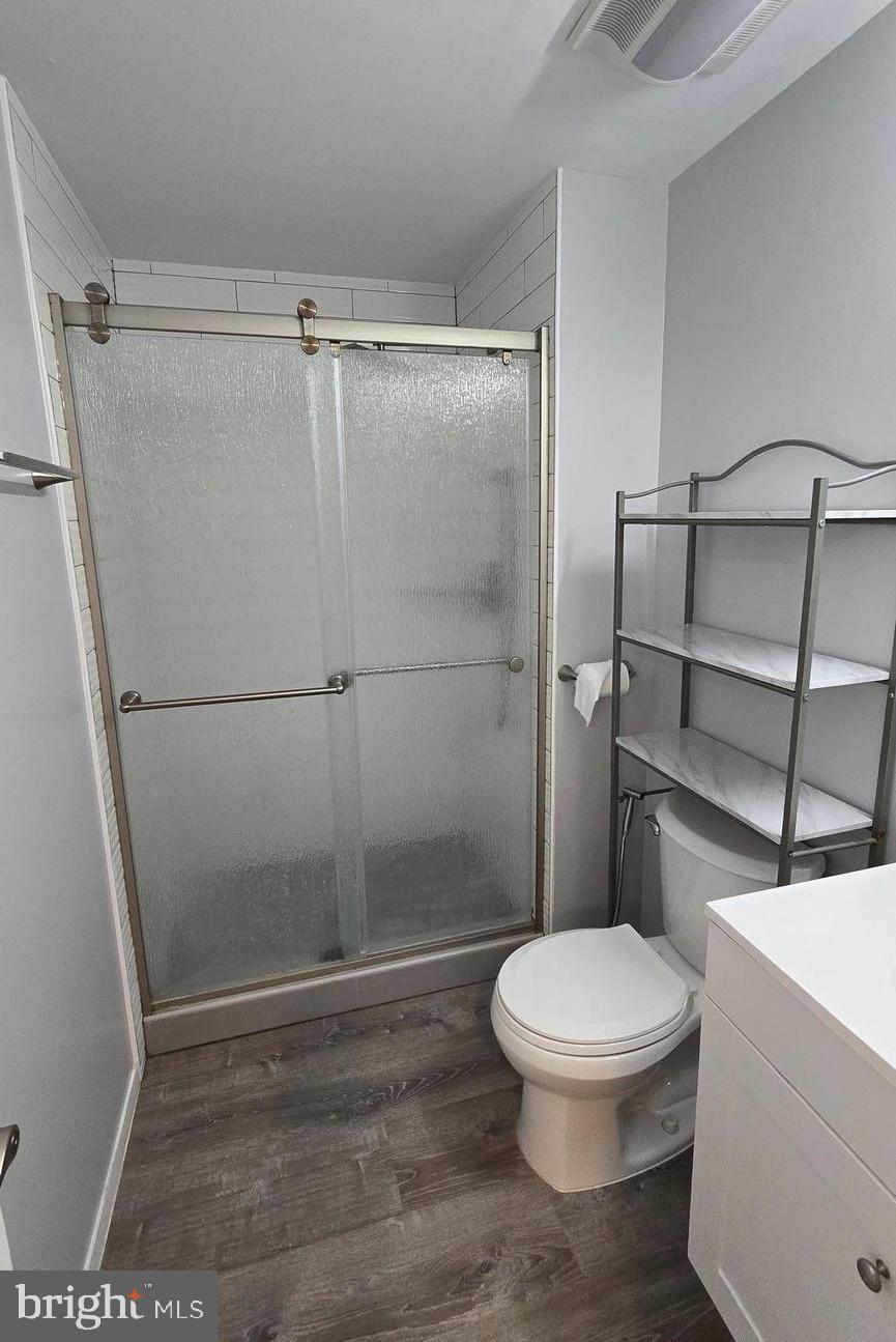 CARDINAL GLEN - Residential Lease