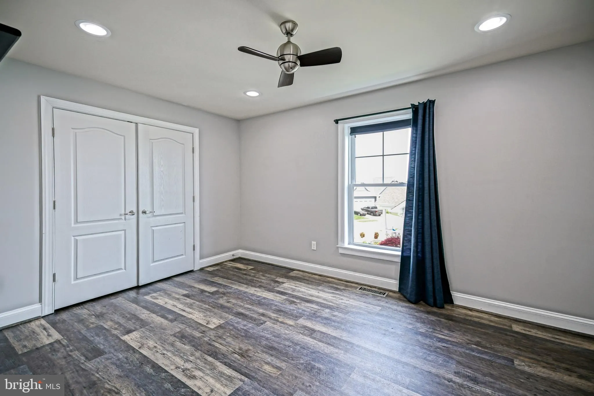 Lewes, Delaware 19958, United States, 5 Bedrooms Bedrooms, ,3 BathroomsBathrooms,Residential,Contingent,121564