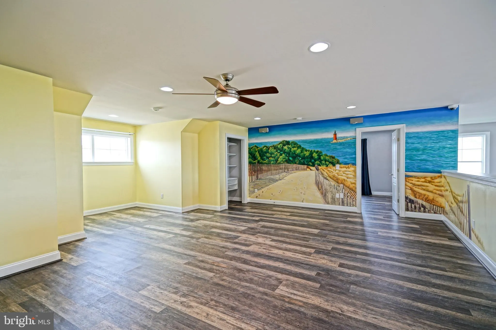 Lewes, Delaware 19958, United States, 5 Bedrooms Bedrooms, ,3 BathroomsBathrooms,Residential,Contingent,121564