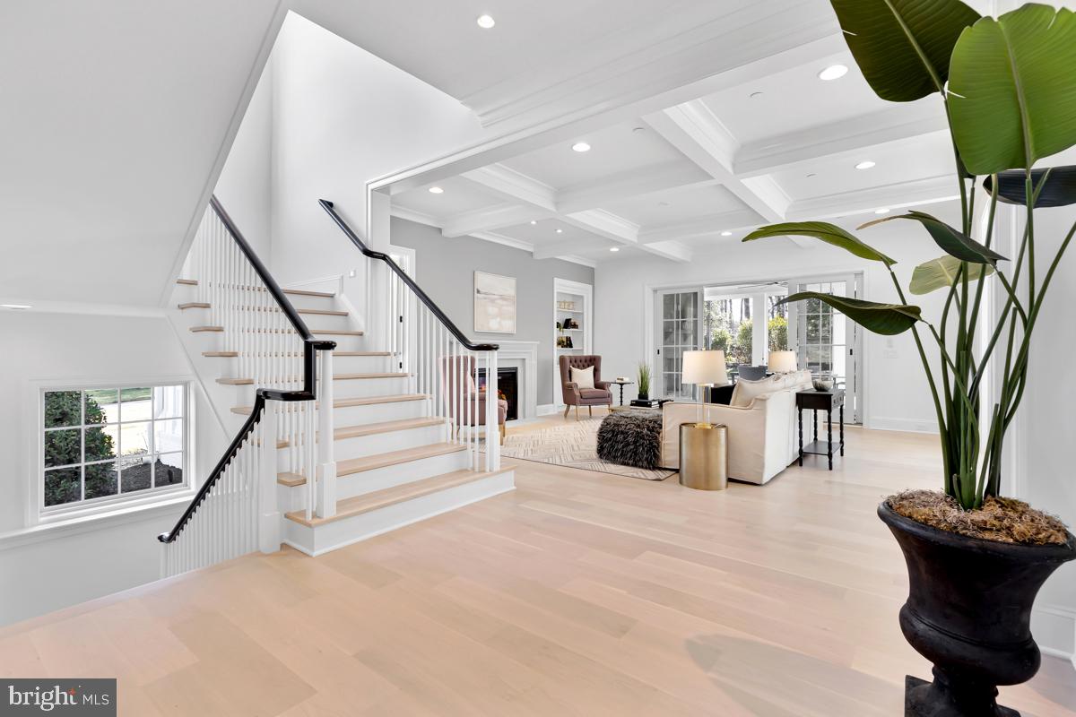 ARROWOOD - Residential