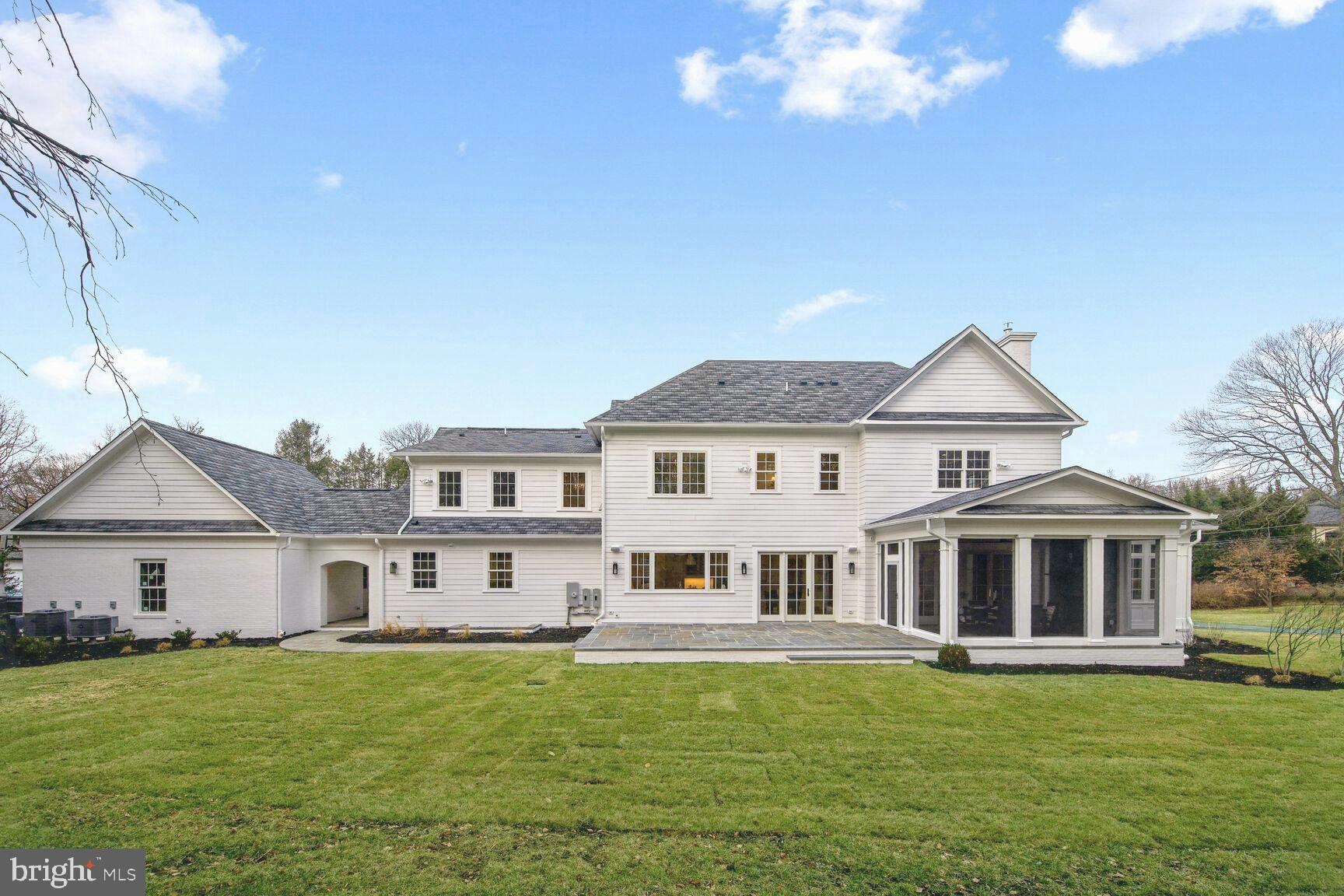 ARROWOOD - Residential