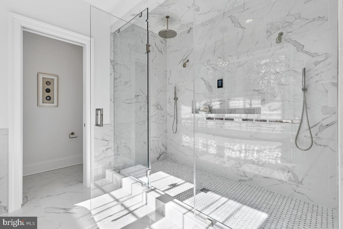 ARROWOOD - Residential