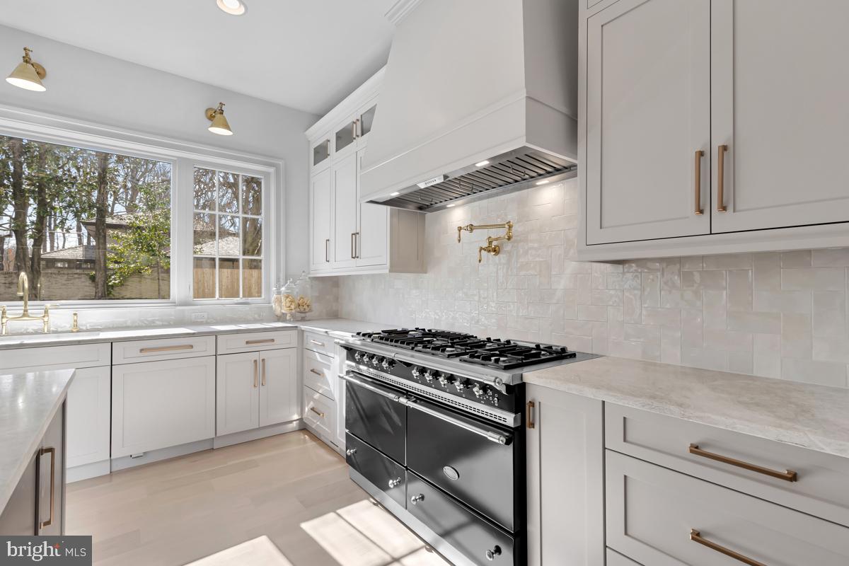 ARROWOOD - Residential