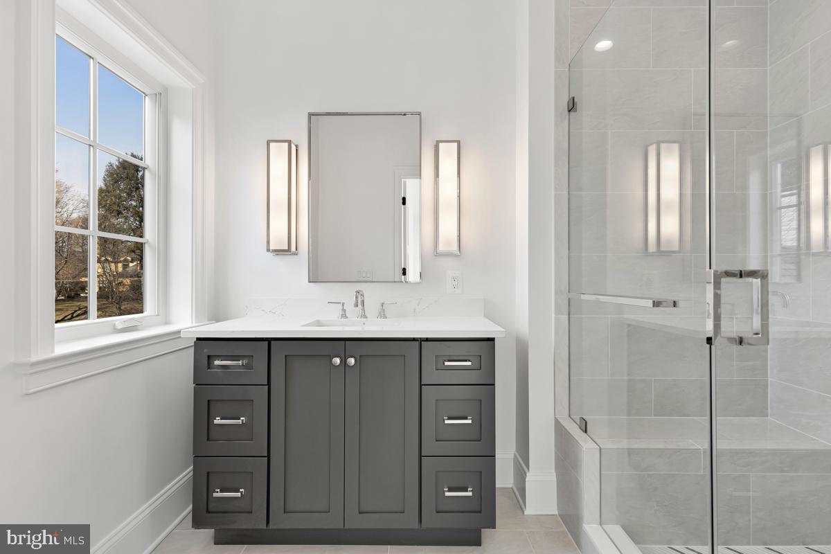 ARROWOOD - Residential