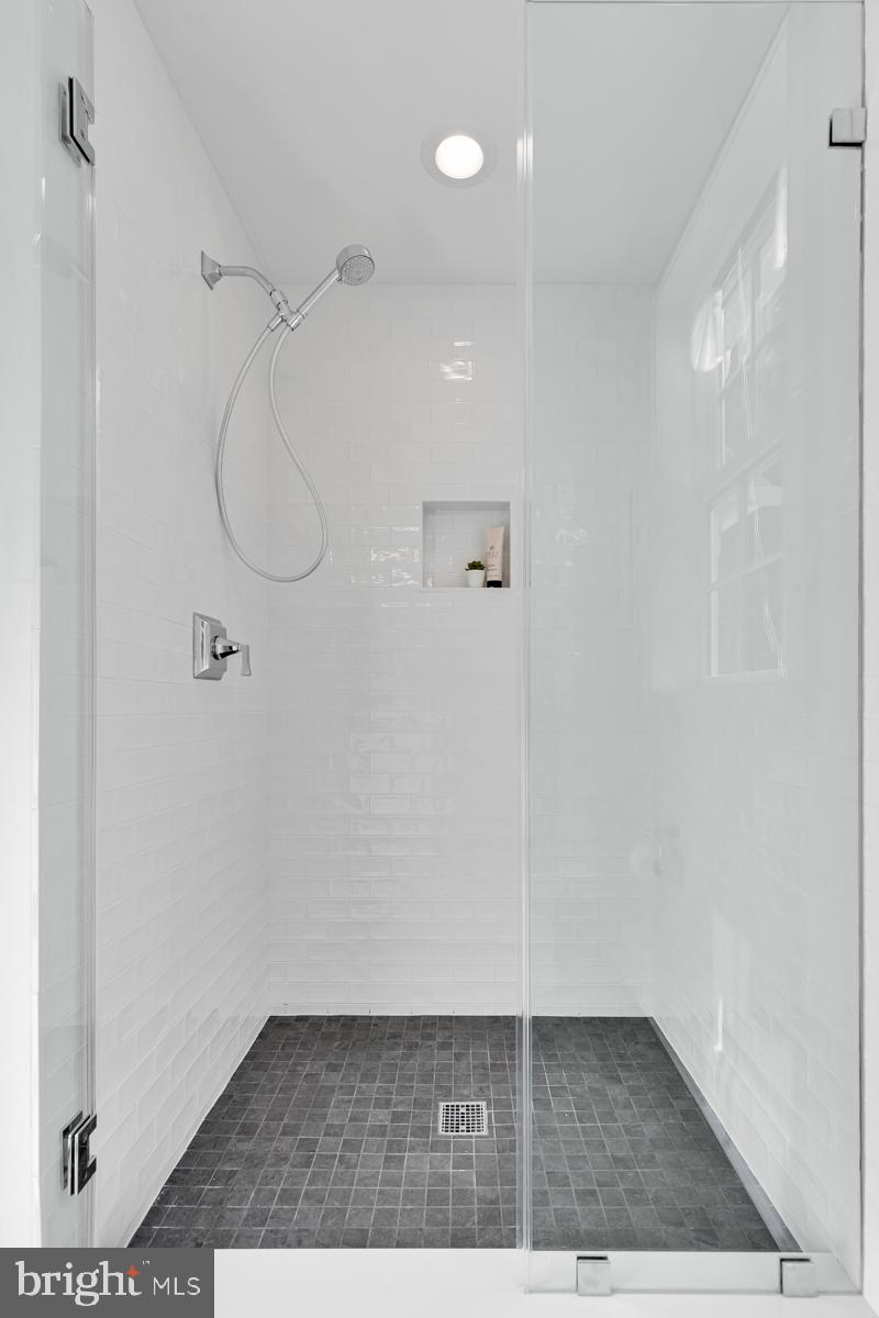 ARROWOOD - Residential