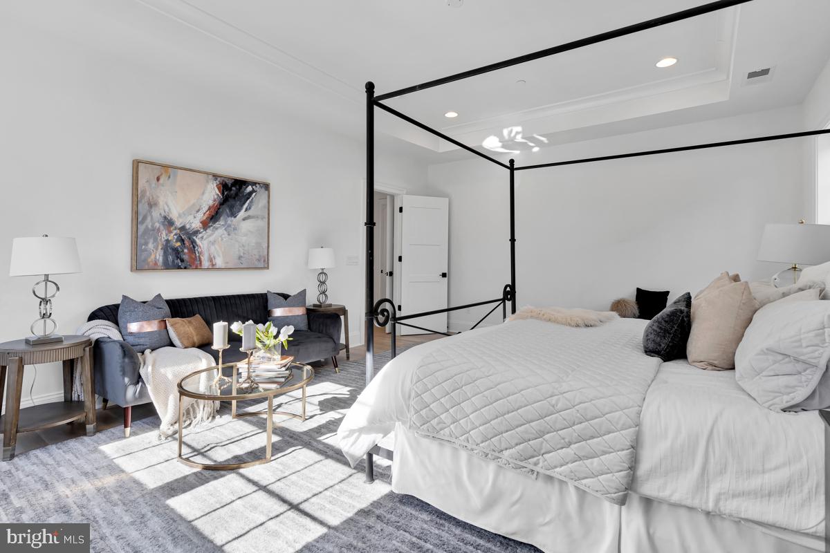 ARROWOOD - Residential