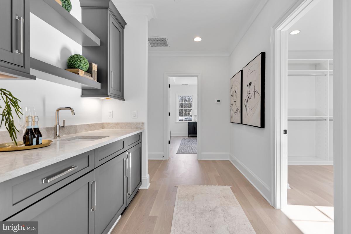 ARROWOOD - Residential