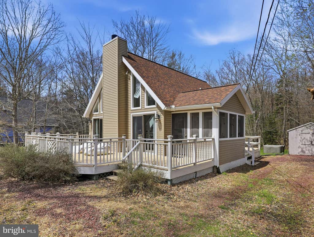 Photo of 61 Floral Drive, GOULDSBORO, PA 18424 (MLS # PALW2000822)