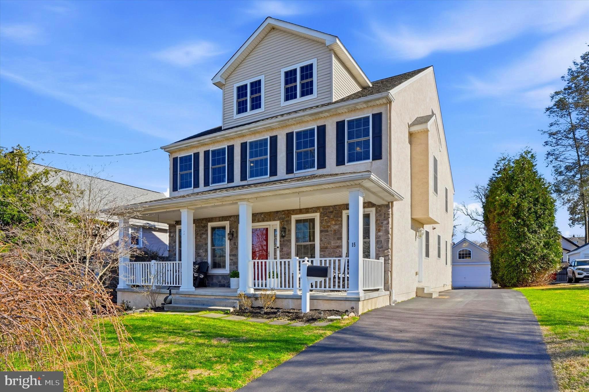 LLANERCH - Residential