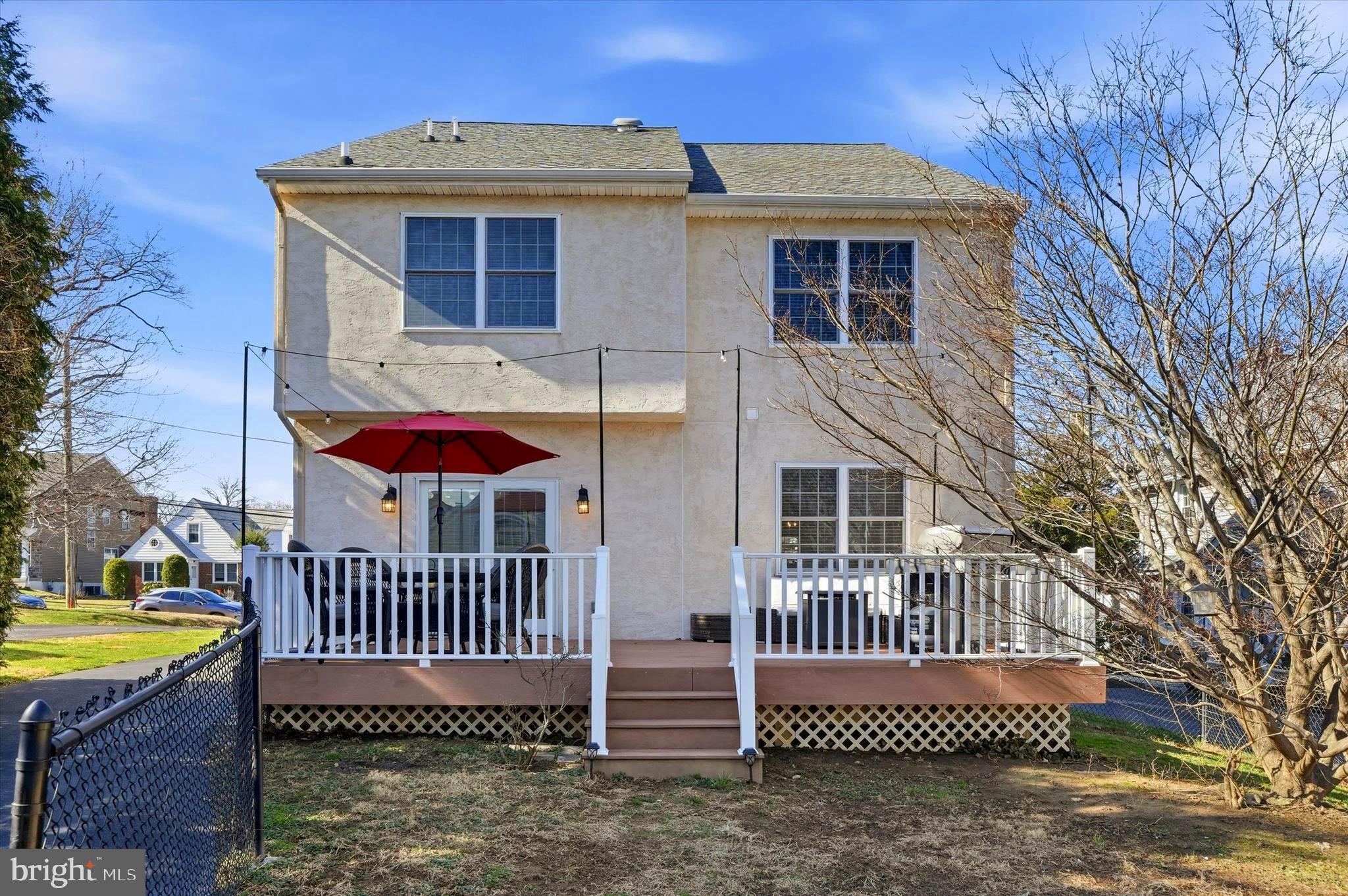 LLANERCH - Residential