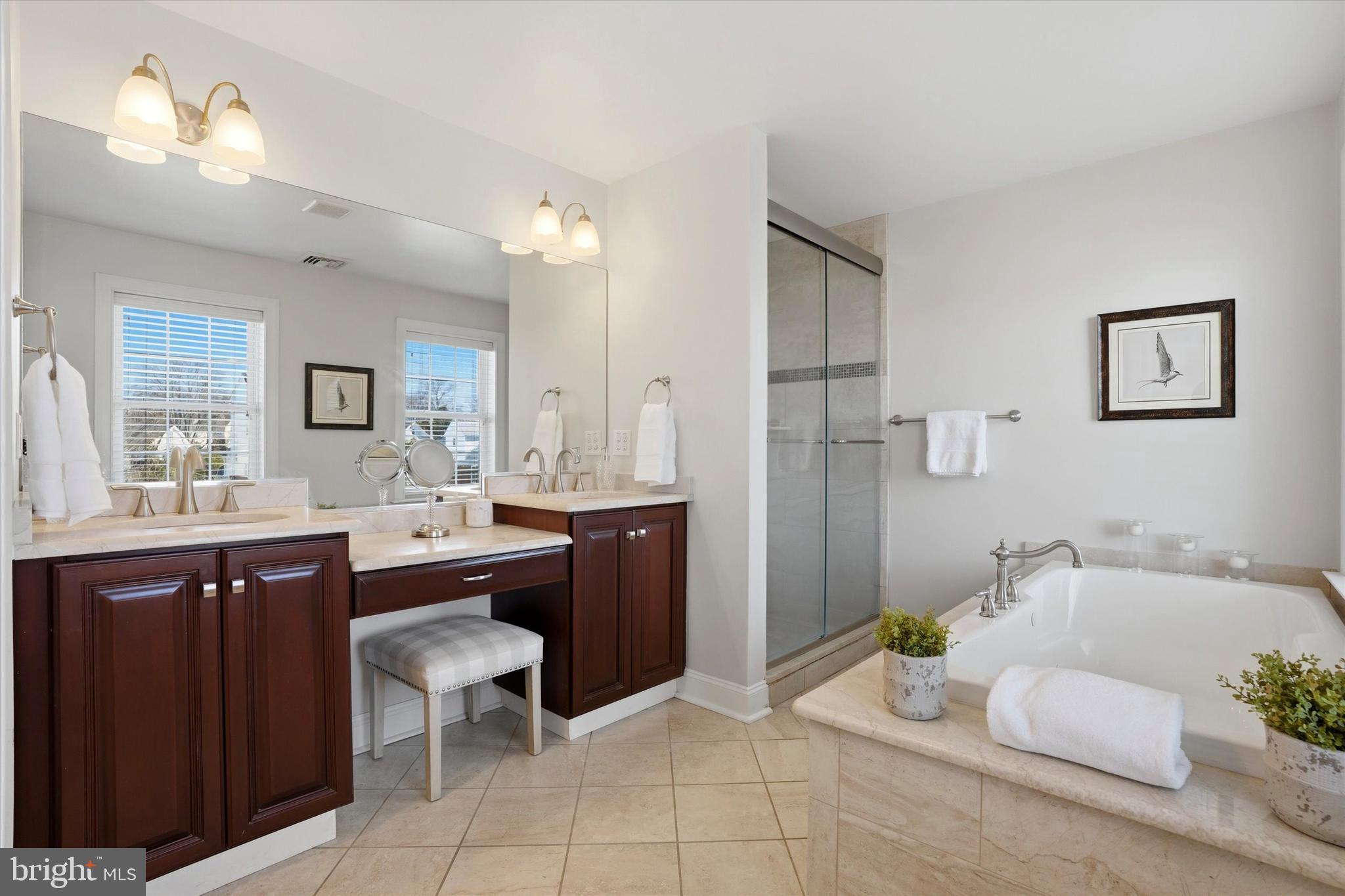 LLANERCH - Residential