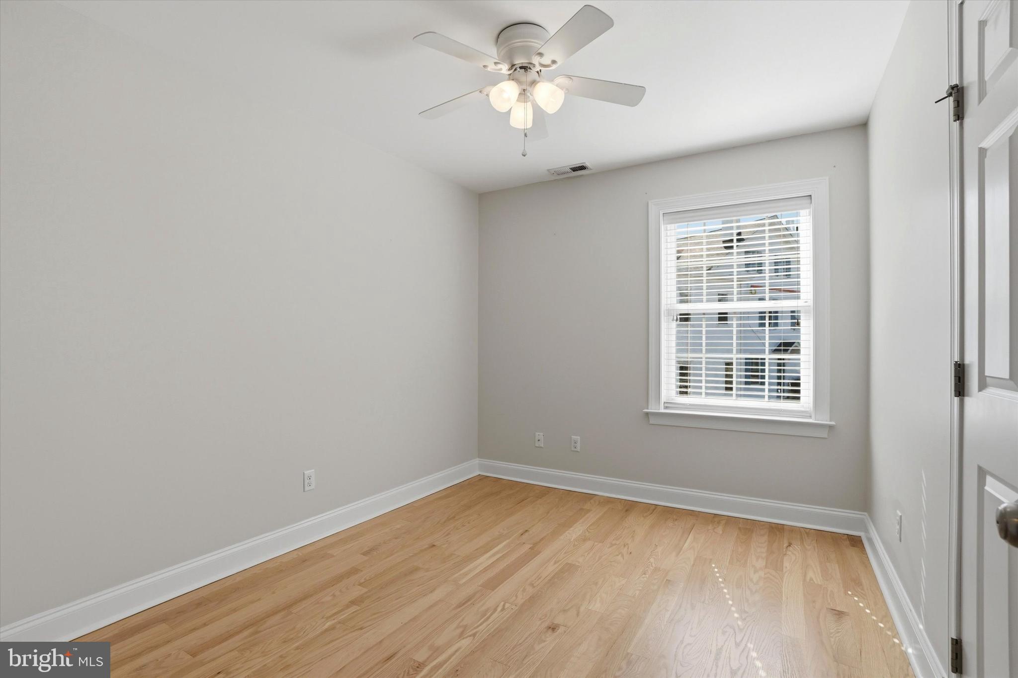 LLANERCH - Residential