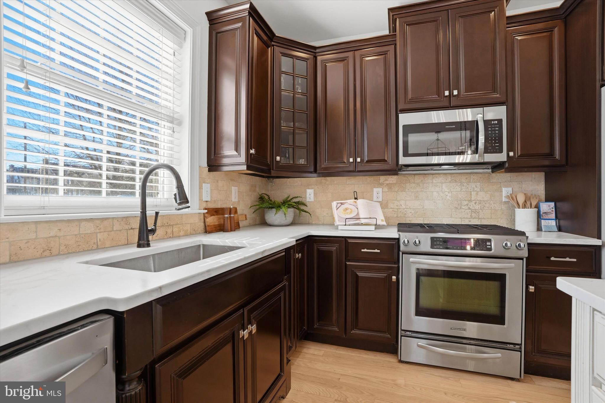 LLANERCH - Residential