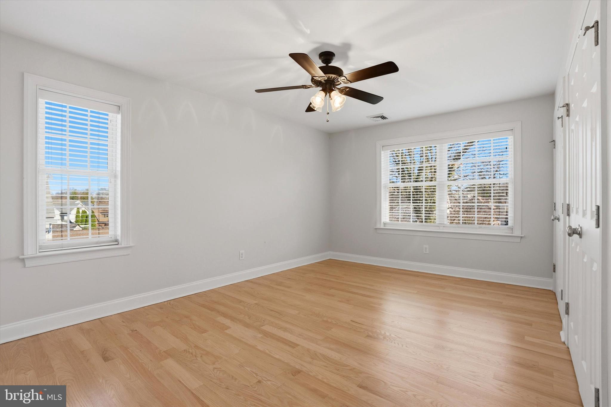 LLANERCH - Residential