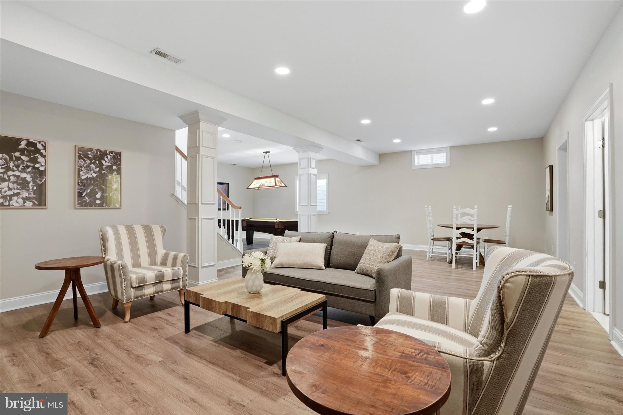 LLANERCH - Residential