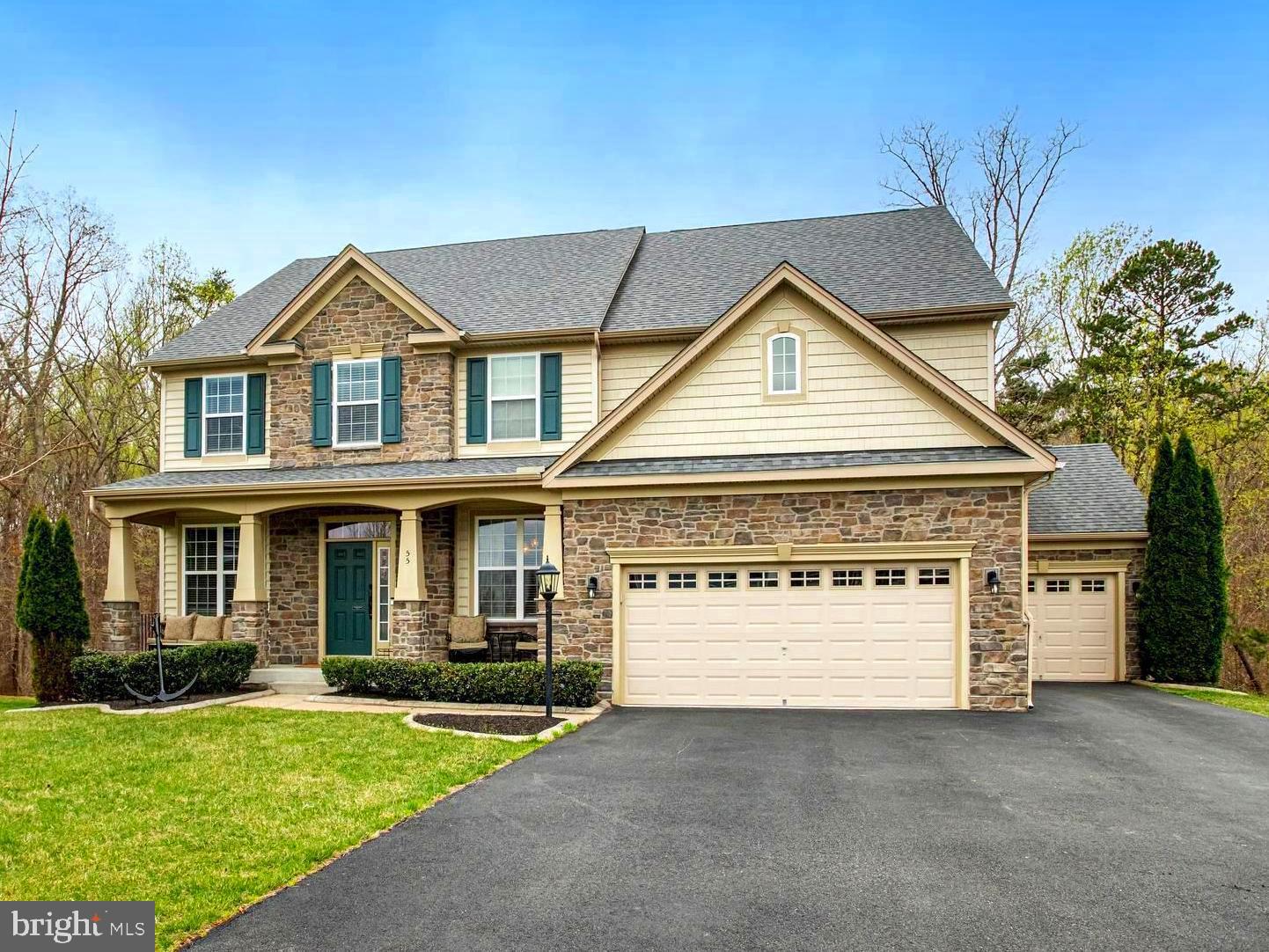 HILLS OF AQUIA - Residential