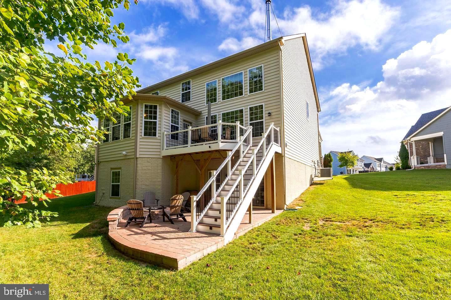 HILLS OF AQUIA - Residential