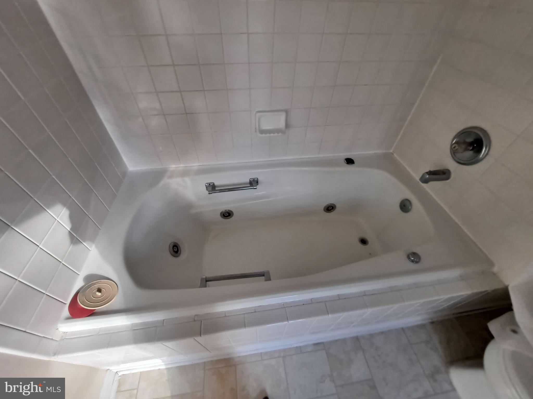 LAKE WILDERNESS - Residential