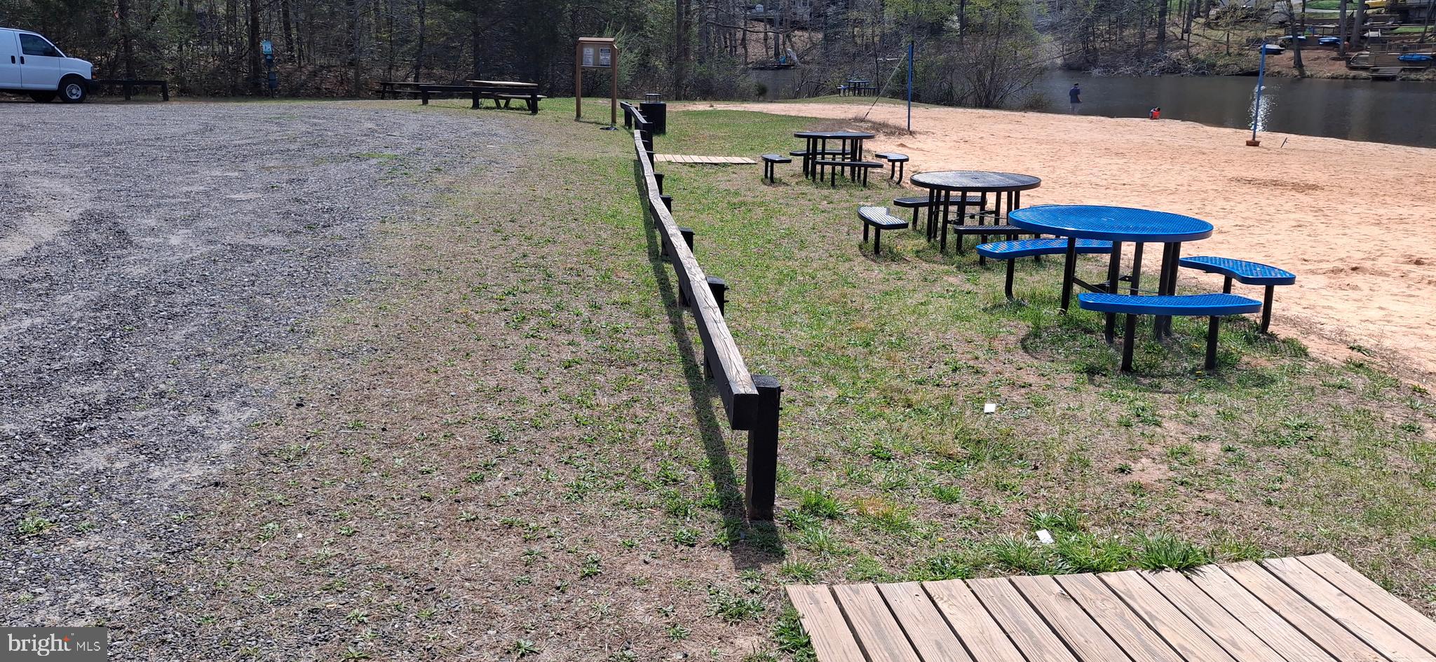 LAKE WILDERNESS - Residential