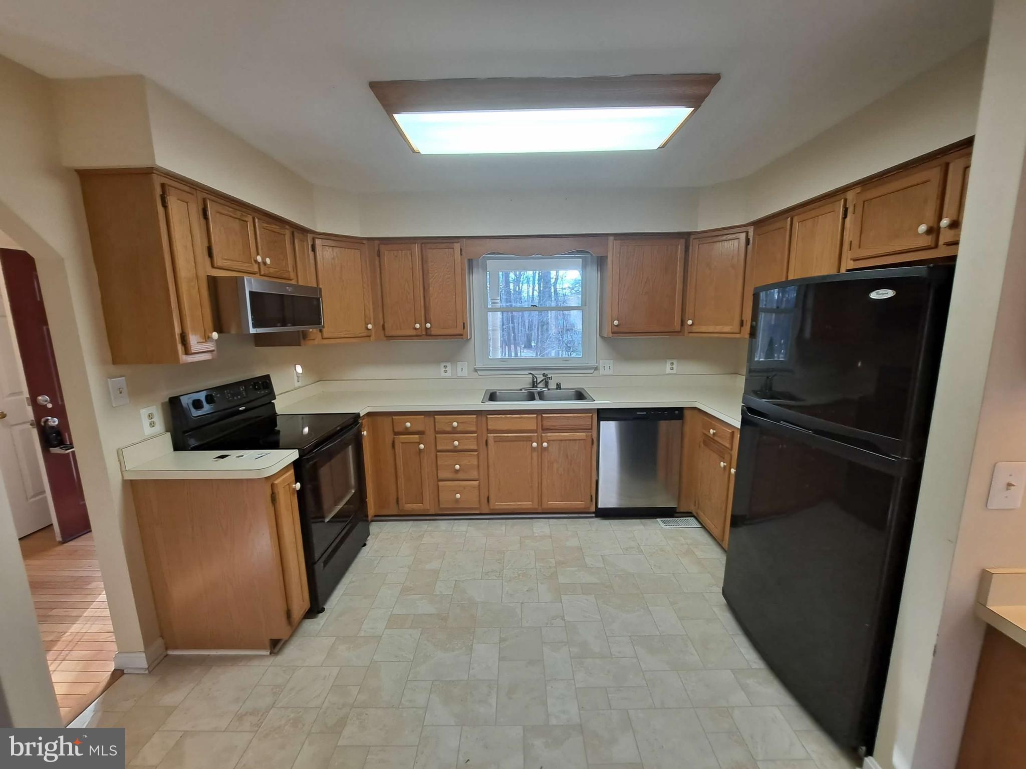 11801 WILDERNESS PARK DRIVE