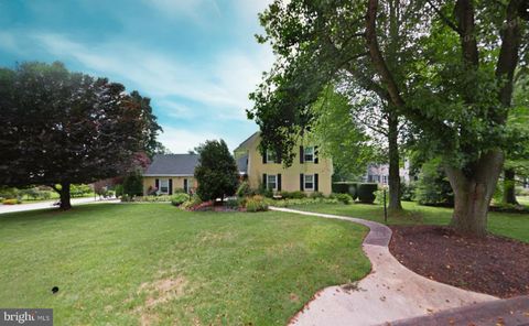 Photo of 800 Partridge Court, HOCKESSIN, DE 19707 (MLS # DENC2093780)