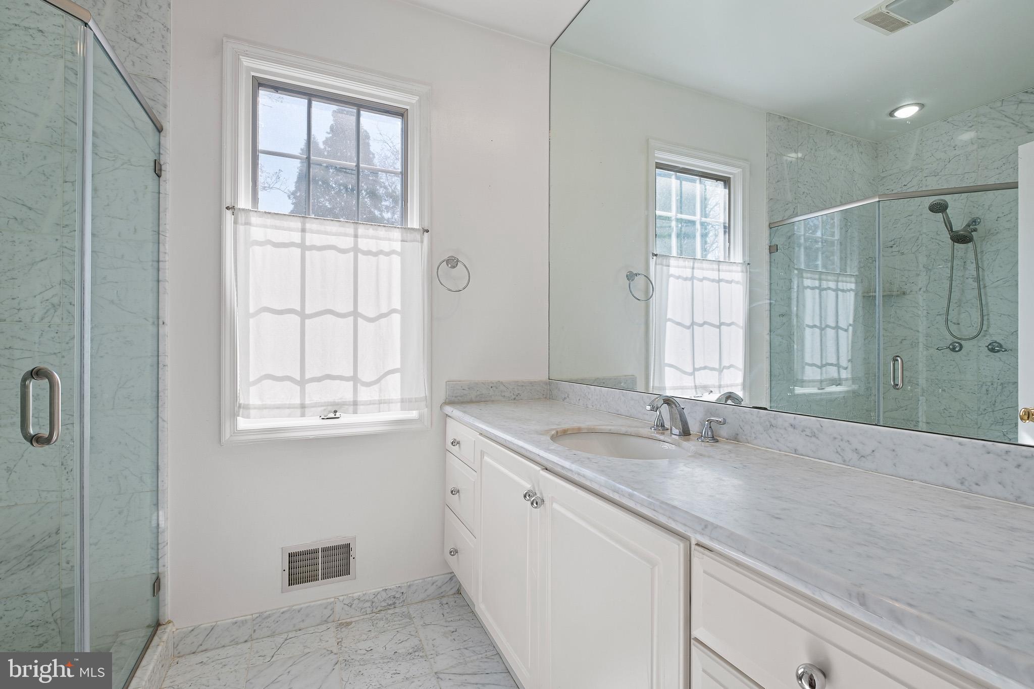 WESTOVER HILLS - Residential