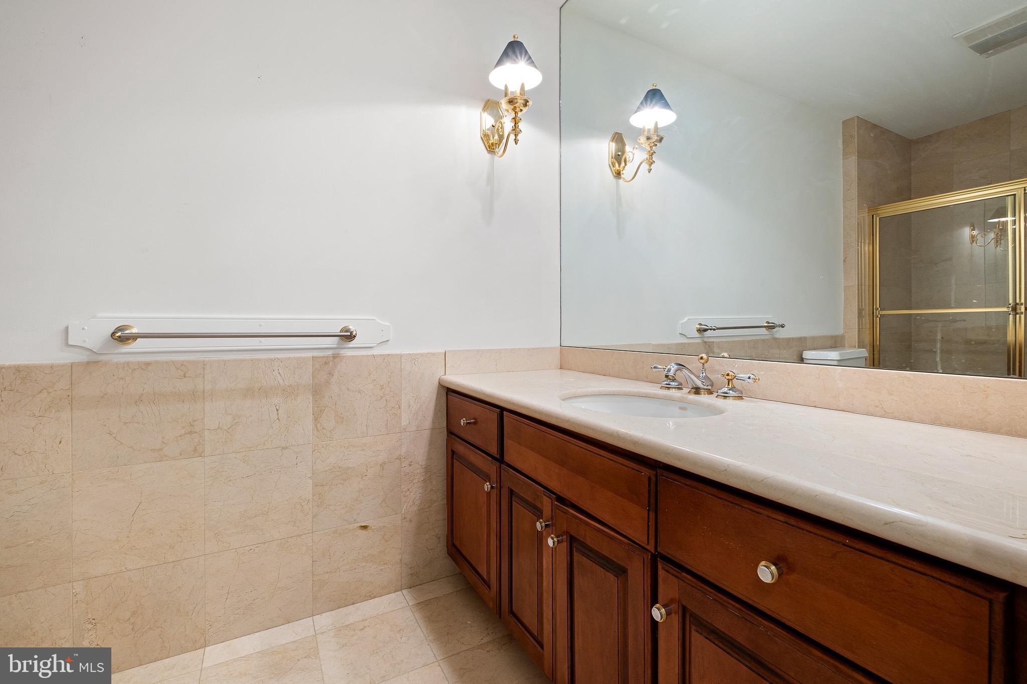 WESTOVER HILLS - Residential