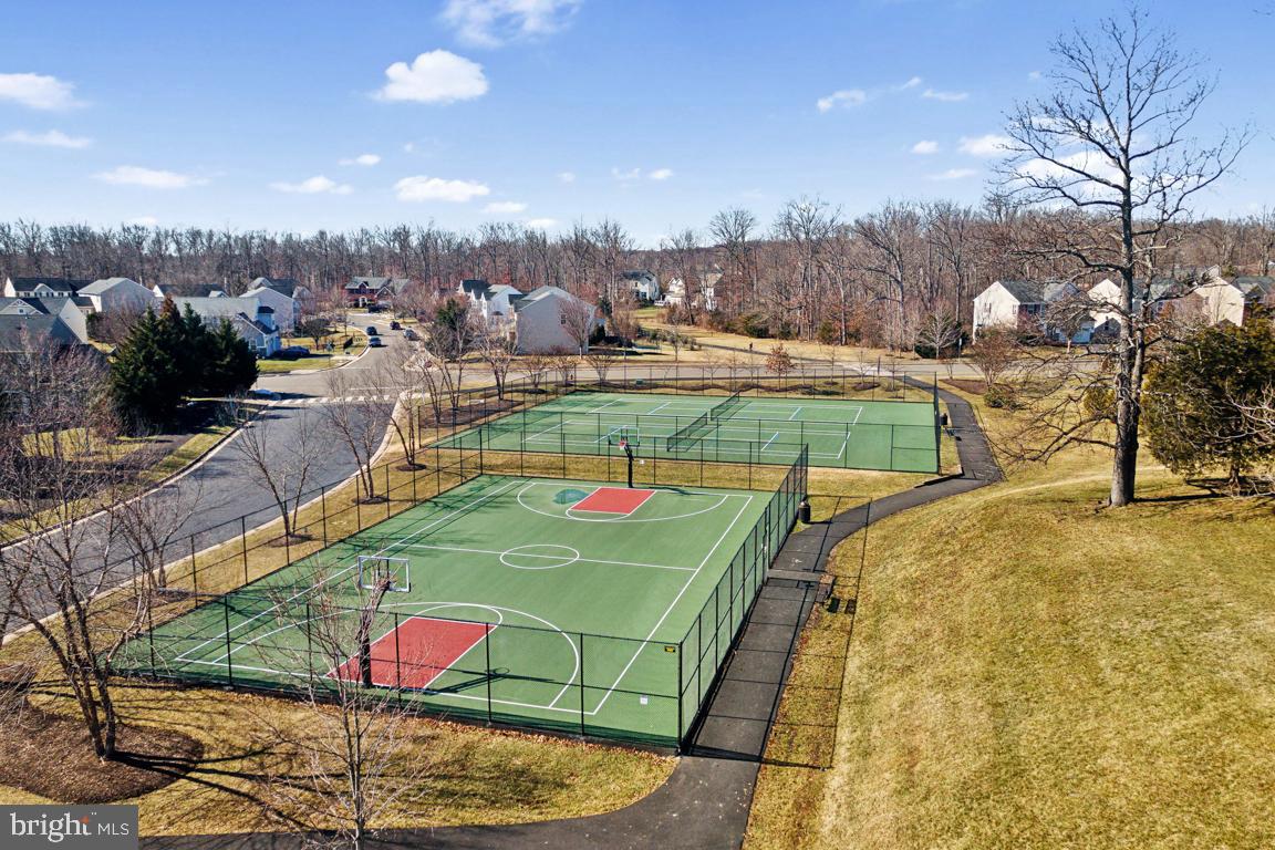 BROOKSIDE - Residential