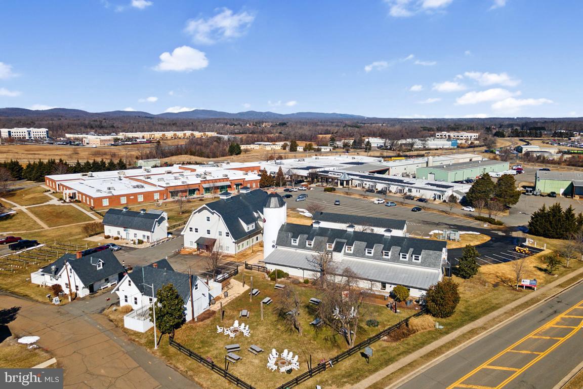 BROOKSIDE - Residential