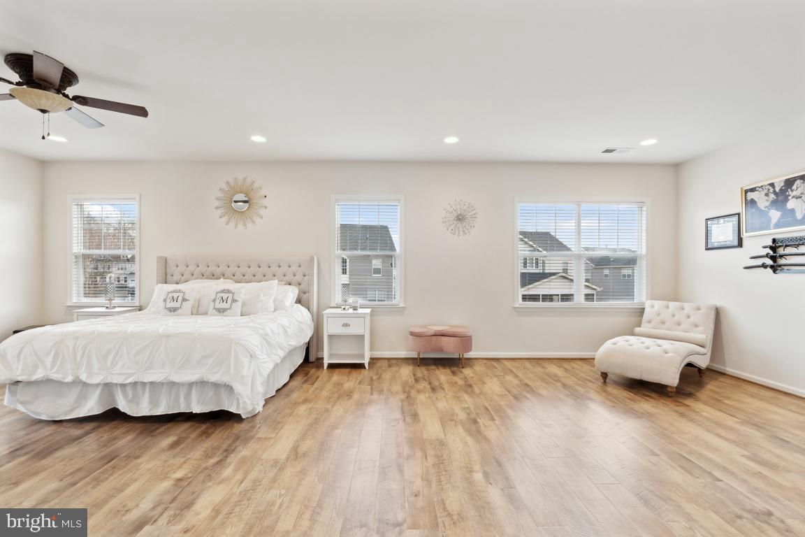 BROOKSIDE - Residential