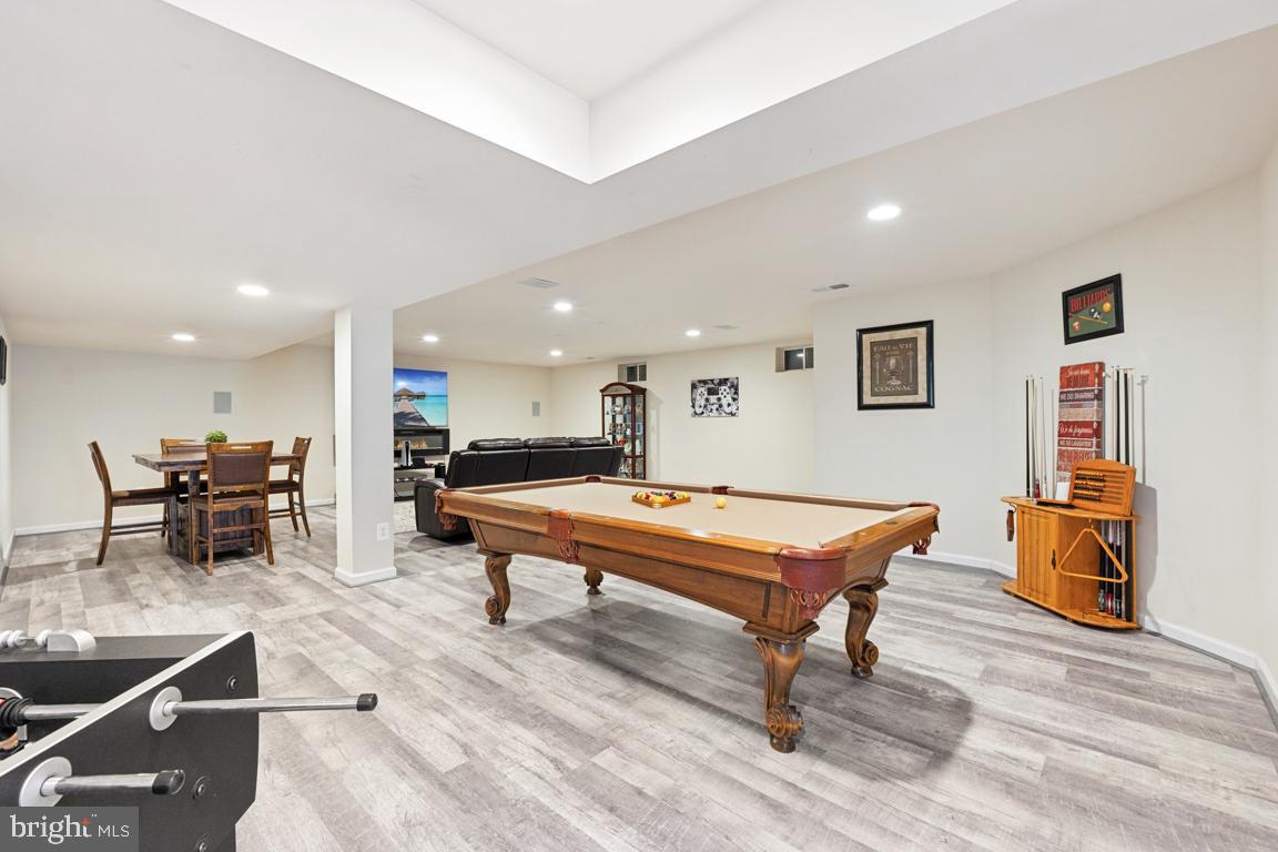 BROOKSIDE - Residential