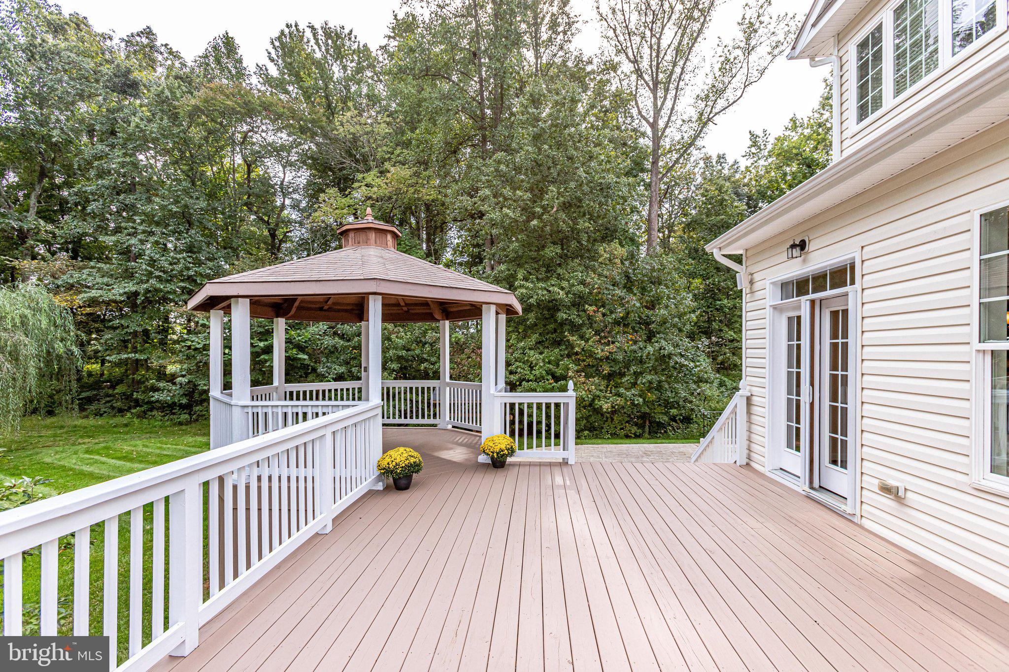 BROOKSIDE - Residential