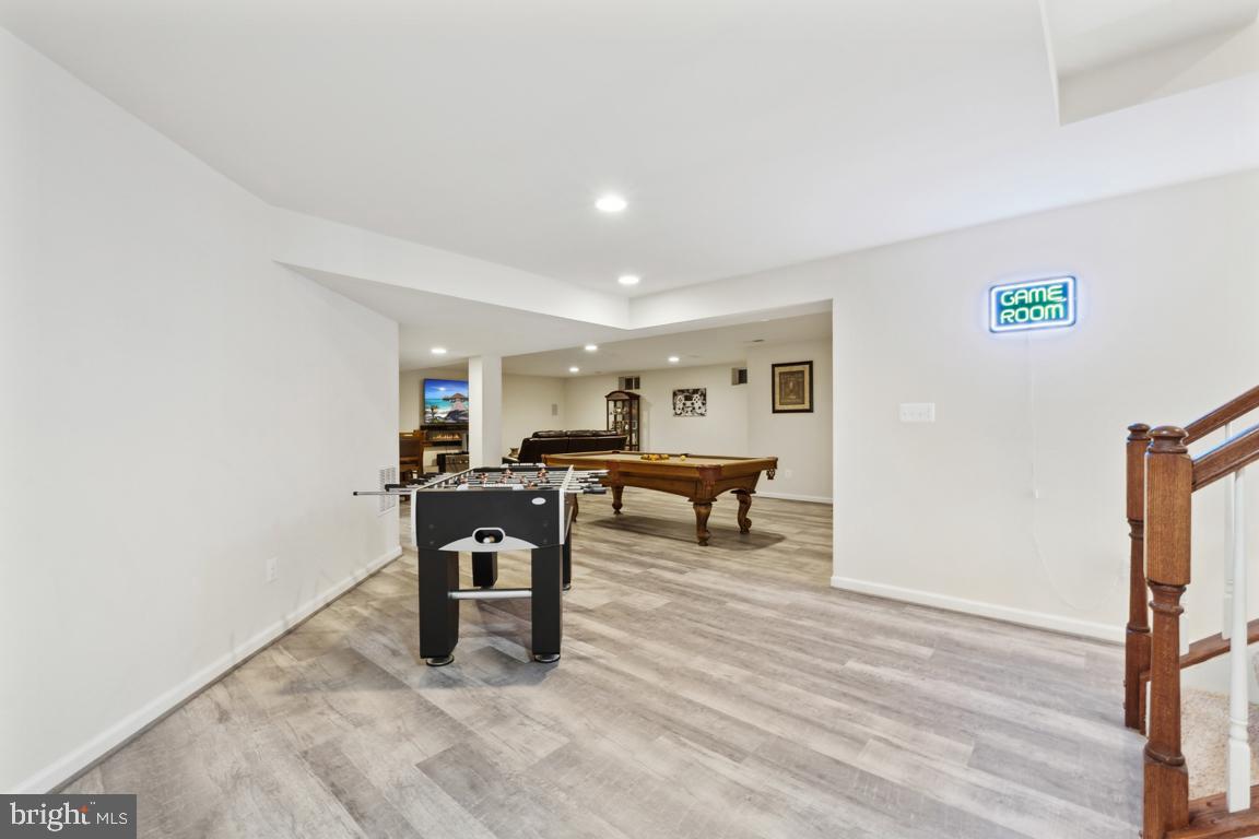 BROOKSIDE - Residential