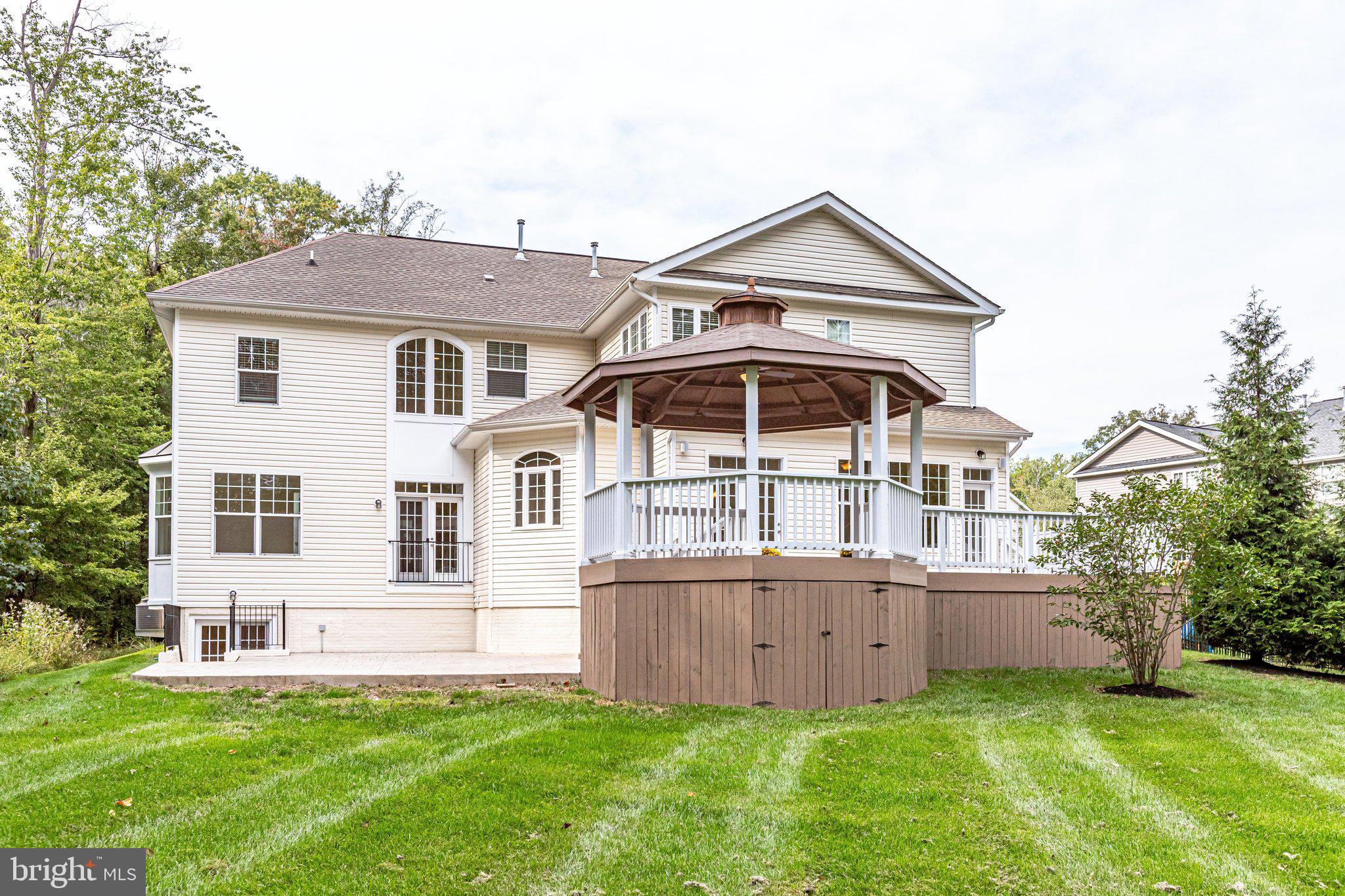 BROOKSIDE - Residential