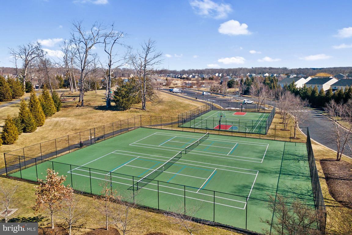 BROOKSIDE - Residential