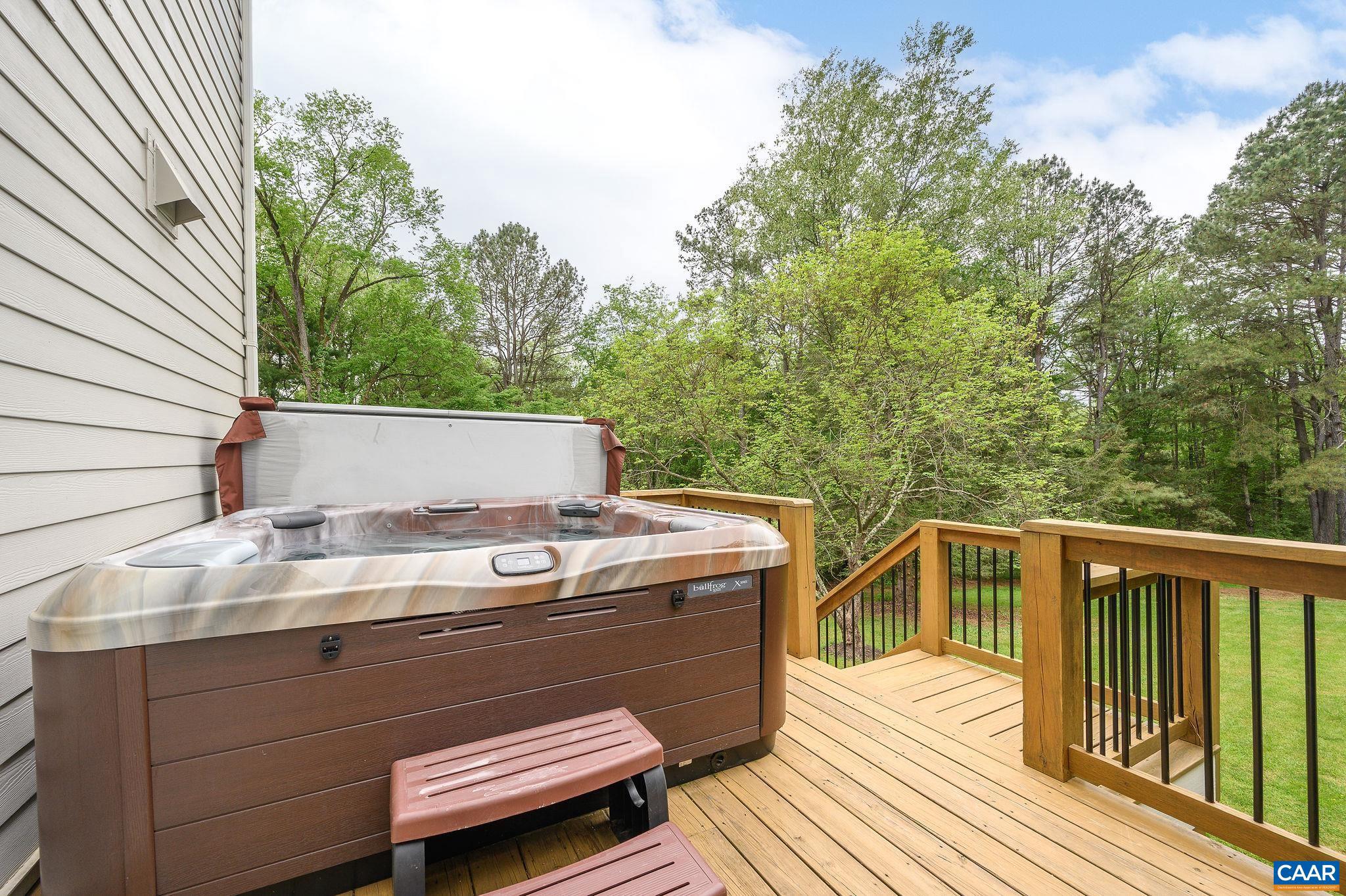 LEWIS HILLS - Residential