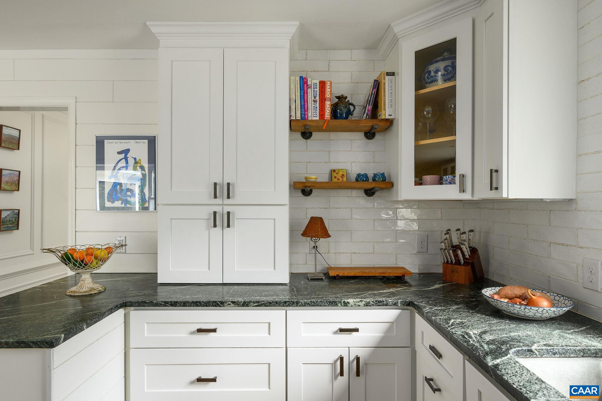 LEWIS HILLS - Residential