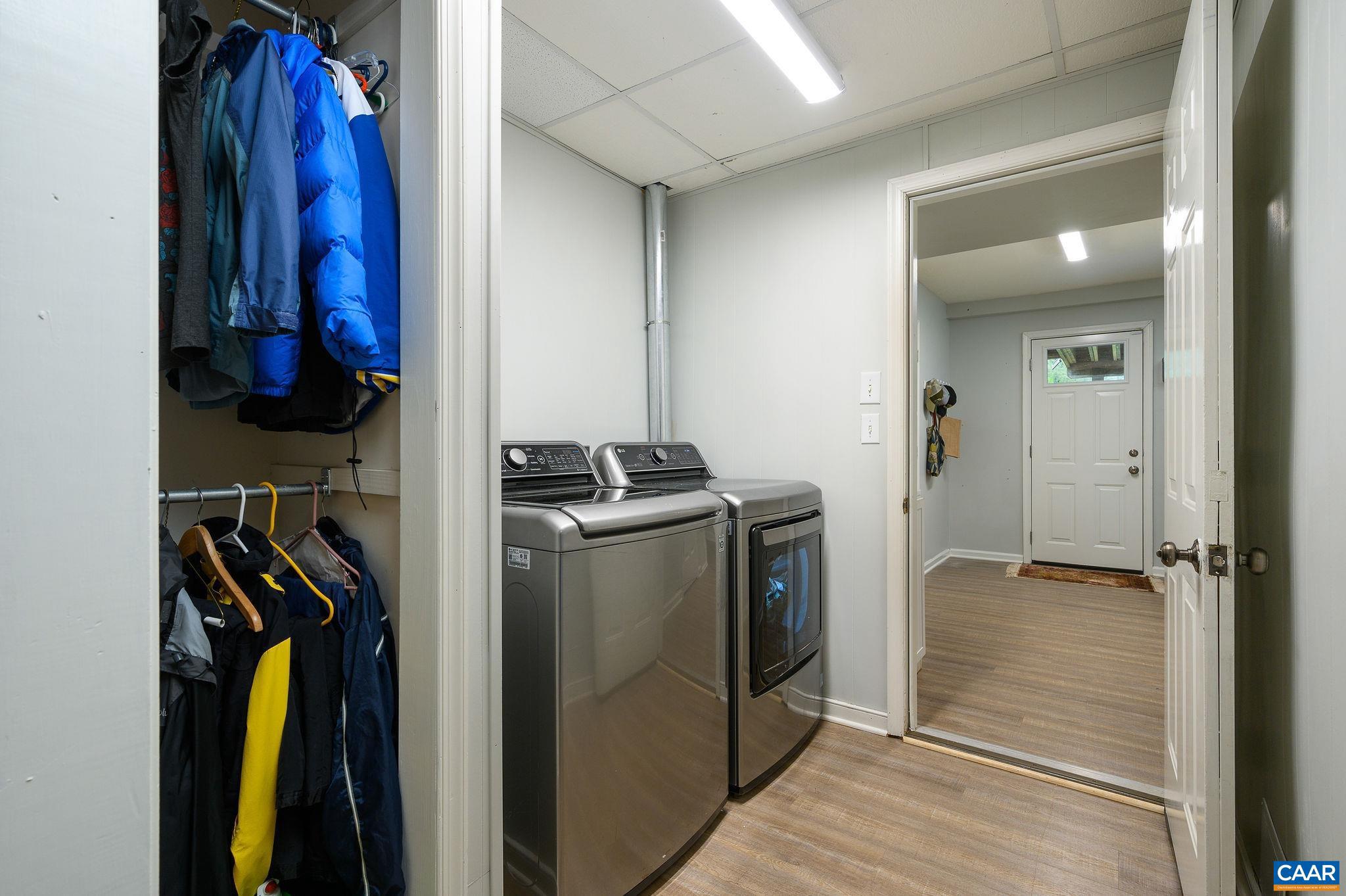 LEWIS HILLS - Residential