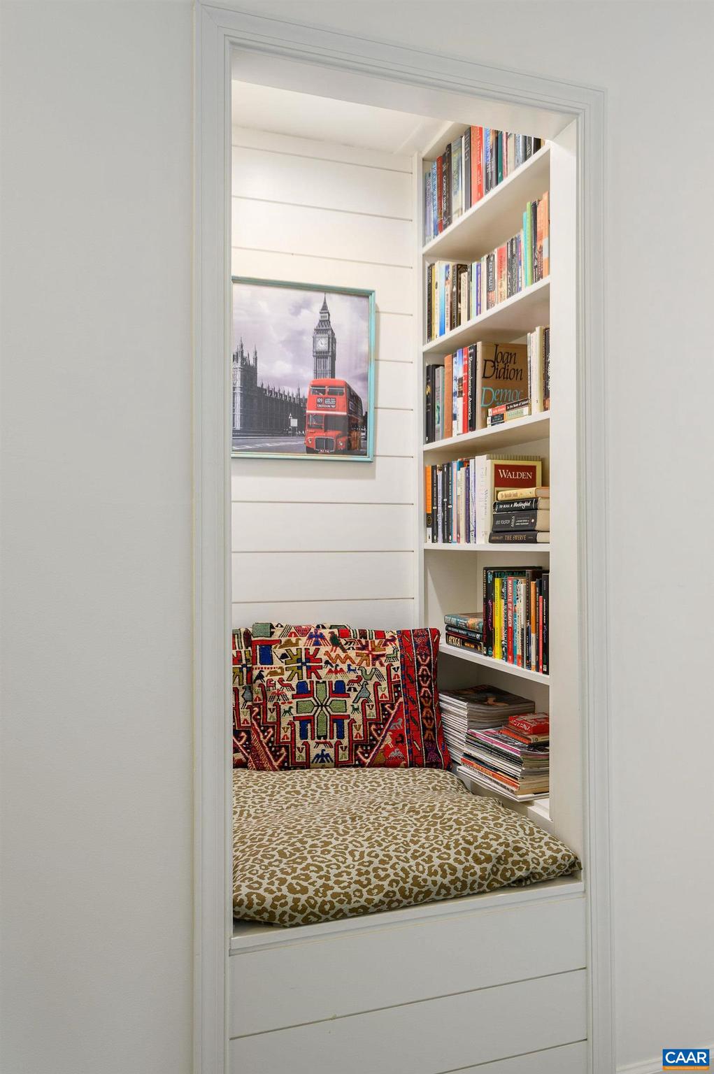 LEWIS HILLS - Residential