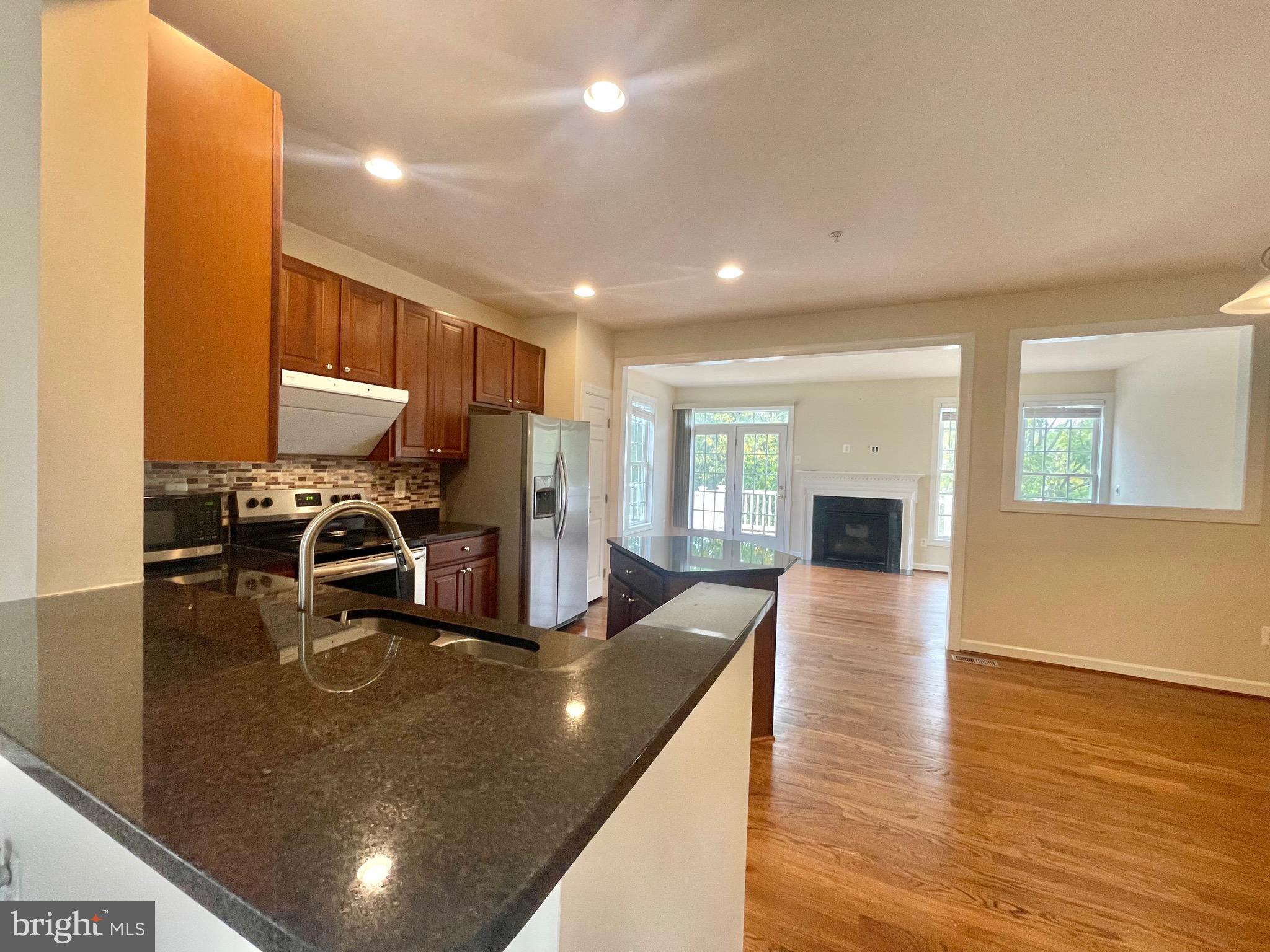 VILLAGES OF URBANA - Residential Lease